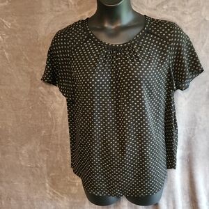 Liz Claiborne Black and Gold Polka Dot/flower Blouse. Size XL